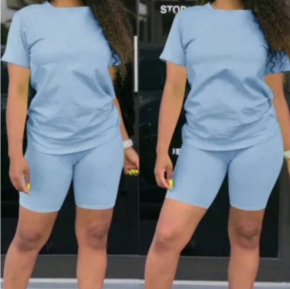 NEW TWO PIECE SHORT SET PLUS SIZE - Picture 1 of 4